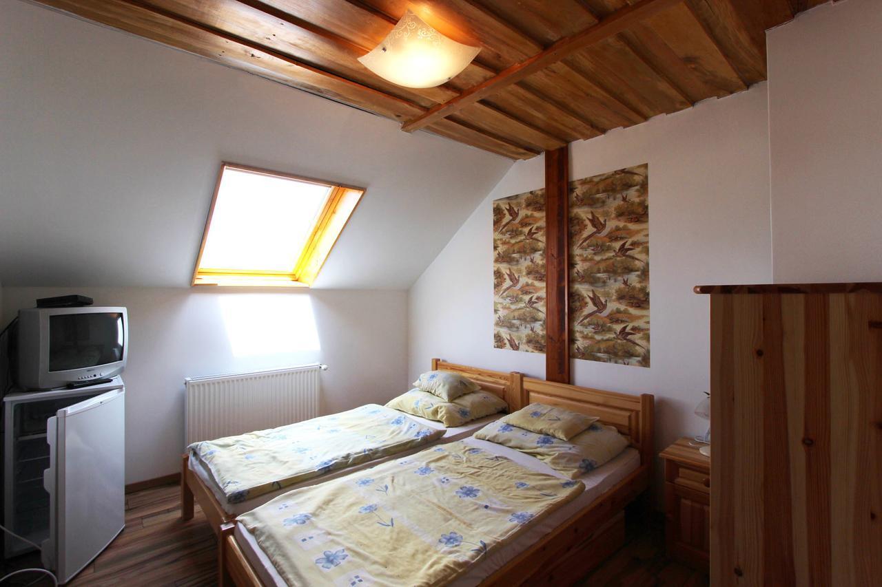 Felso Fogado Bed & Breakfast Felsotold ภายนอก รูปภาพ