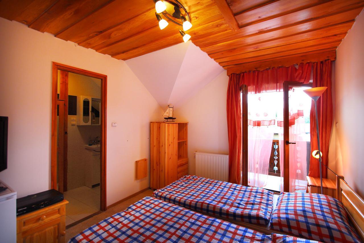 Felso Fogado Bed & Breakfast Felsotold ภายนอก รูปภาพ