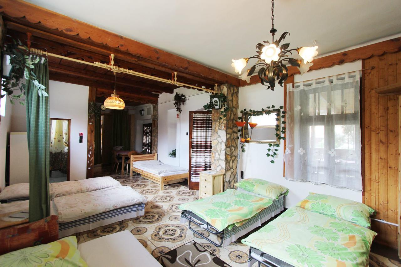Felso Fogado Bed & Breakfast Felsotold ภายนอก รูปภาพ