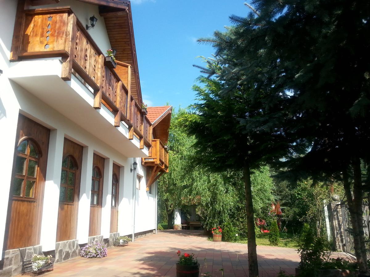 Felso Fogado Bed & Breakfast Felsotold ภายนอก รูปภาพ