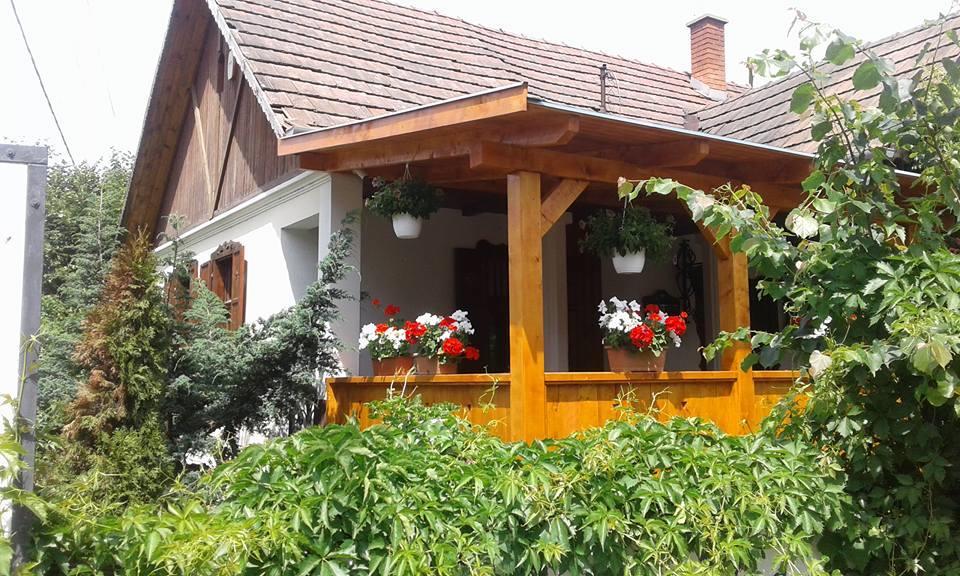Felso Fogado Bed & Breakfast Felsotold ภายนอก รูปภาพ