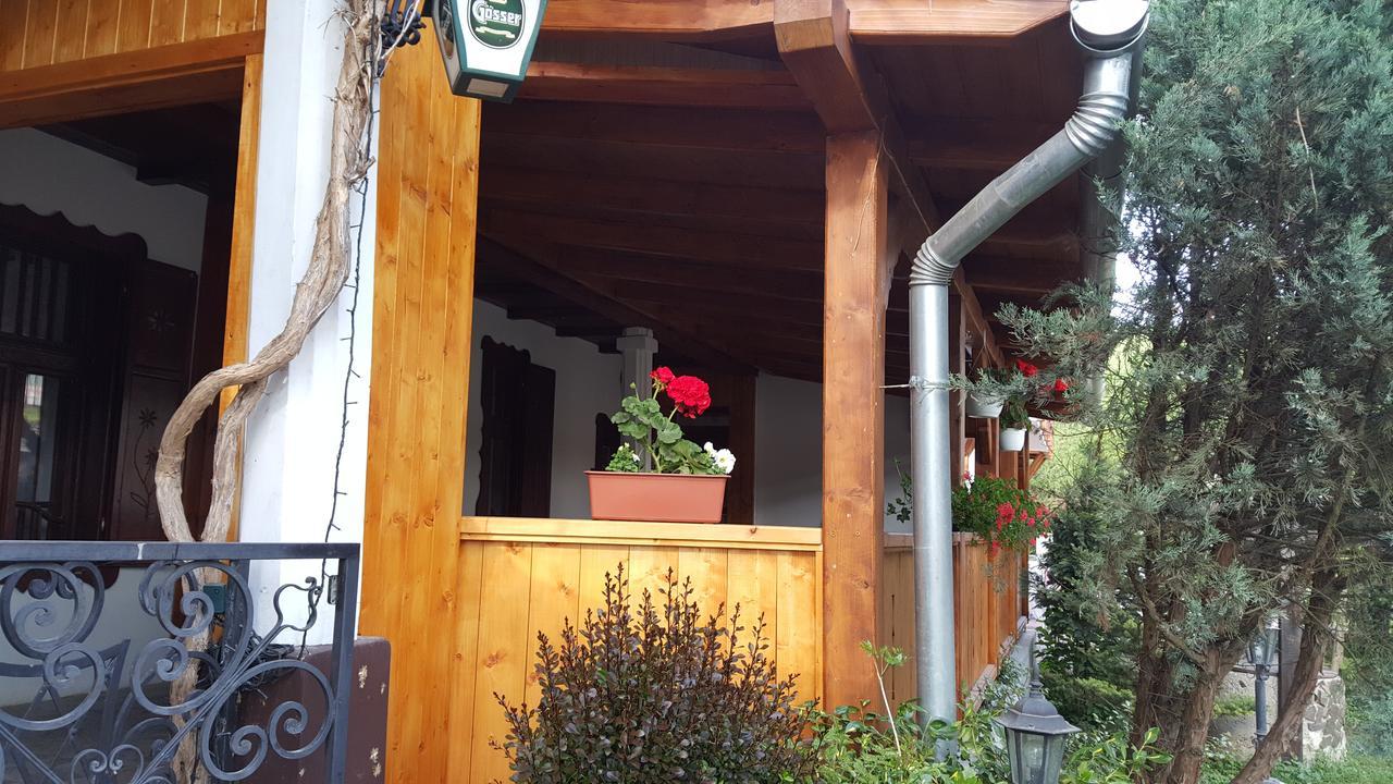Felso Fogado Bed & Breakfast Felsotold ภายนอก รูปภาพ